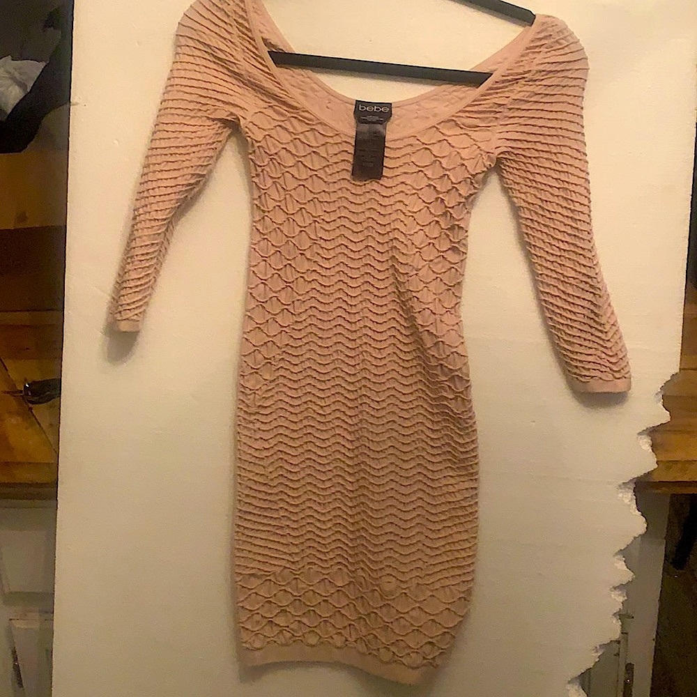 Bebe tan dress size M/L Fitting to body with sleeves #A13